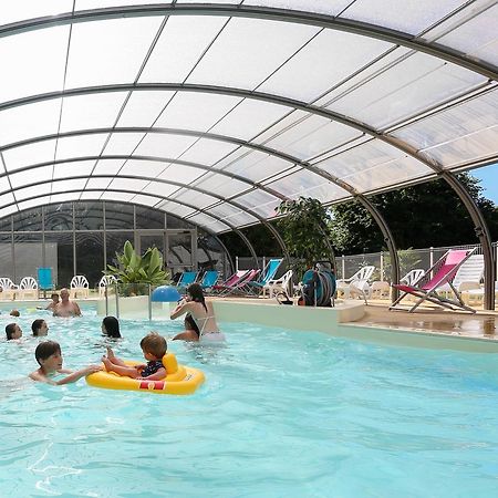 Le Vallon Aux Merlettes マティニョン エクステリア 写真